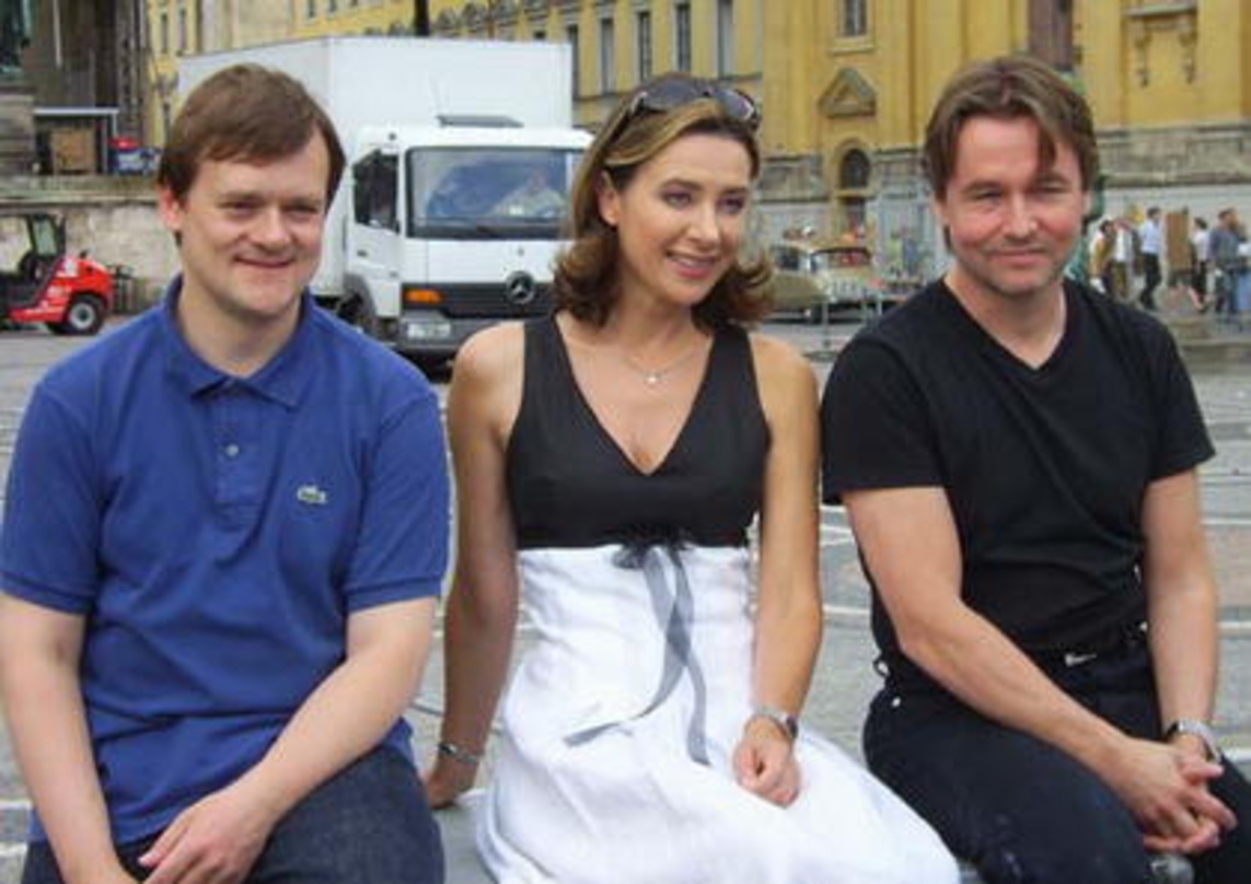 Klassisches Trio vor Ort: Violinist Frank Peter Zimmermann, Moderatorin Sabine Sauer und Dirigent Esa-Pekka Salonen (vlnr)