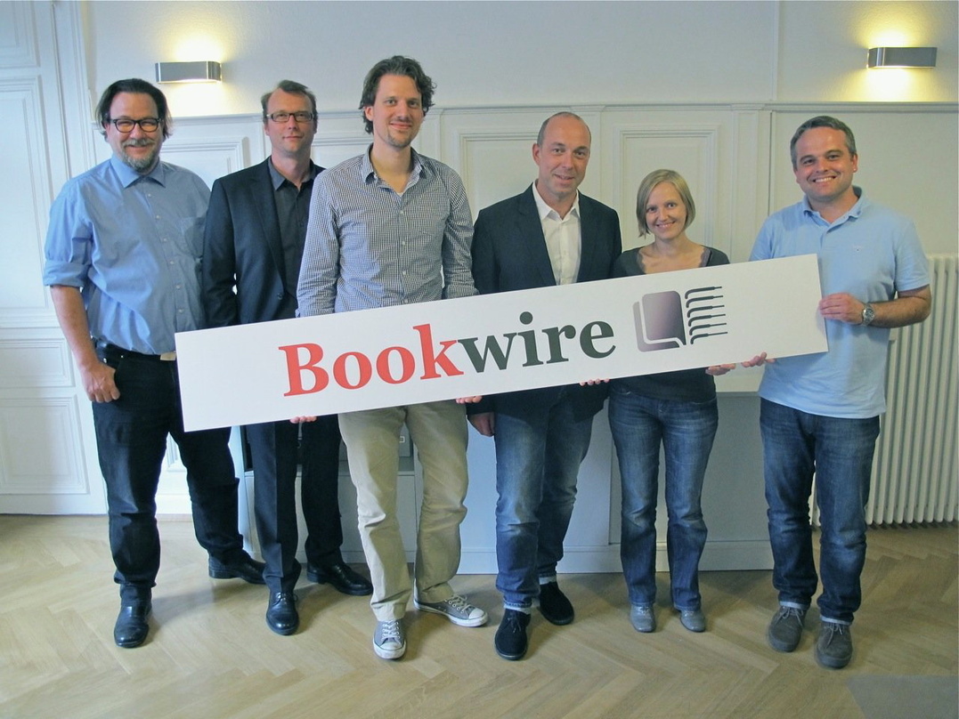 Zertifiziert (v.l.n.r.): Alex Maiwald (EMS), Irmin Wiechmann (EMS), Jens Klingelhöfer (Bookwire), Marc Radermacher (EMS), Miriam Hofheinz (Bookwire) und John Ruhrmann (Bookwire)