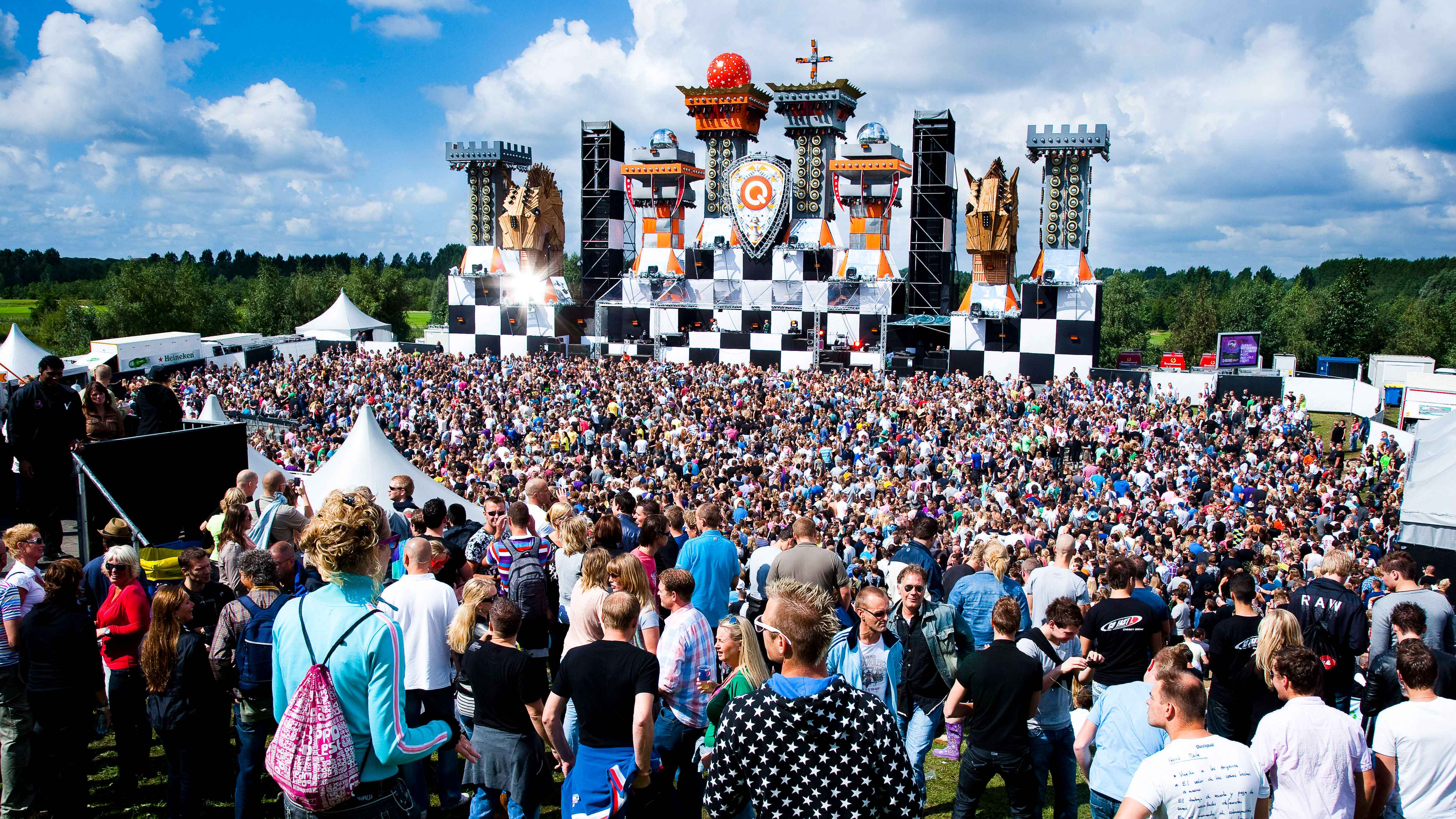 Will 2027 mit einem neuen Konzept zurückkehren: Mysteryland, hier eine Impression von 2010.