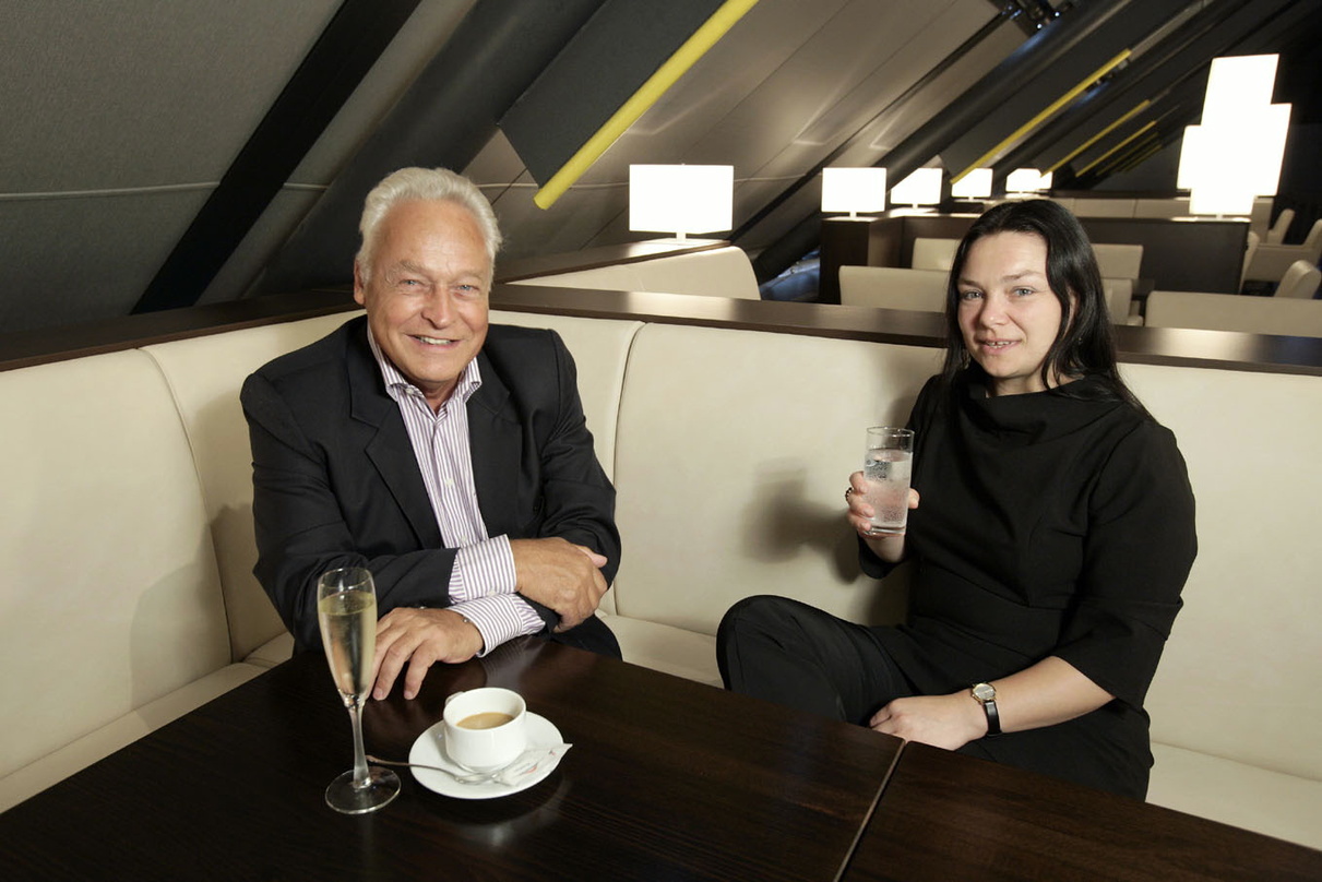 Weihten den neuen Backstage Club ein: Winfried Lonzen und Iris Rackwitz