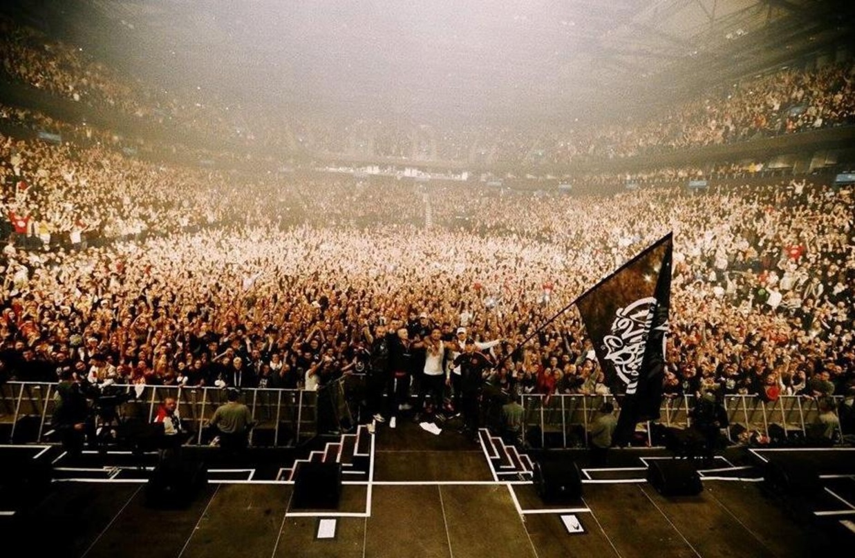 Volles Haus in der Barclaycard Arena: die 187 Strassenbande beim Tourfinale in Hamburg