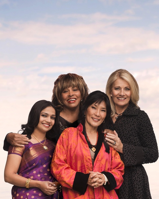 Haben eine Mission (von links): Sawani Shende-Sathaye, Tina Turner, Dechen Shak-Dagsay und Regula Curti