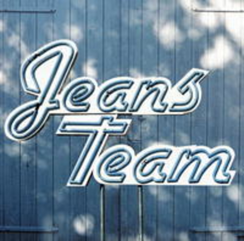 Offenbart spannende Details: "Kopf auf" von Jeans Team