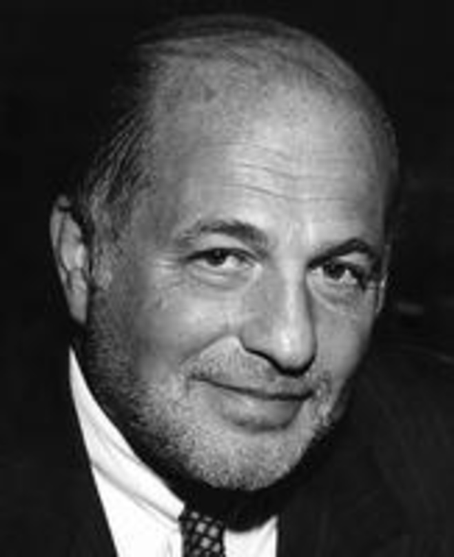 Muss sparen: Doug Morris