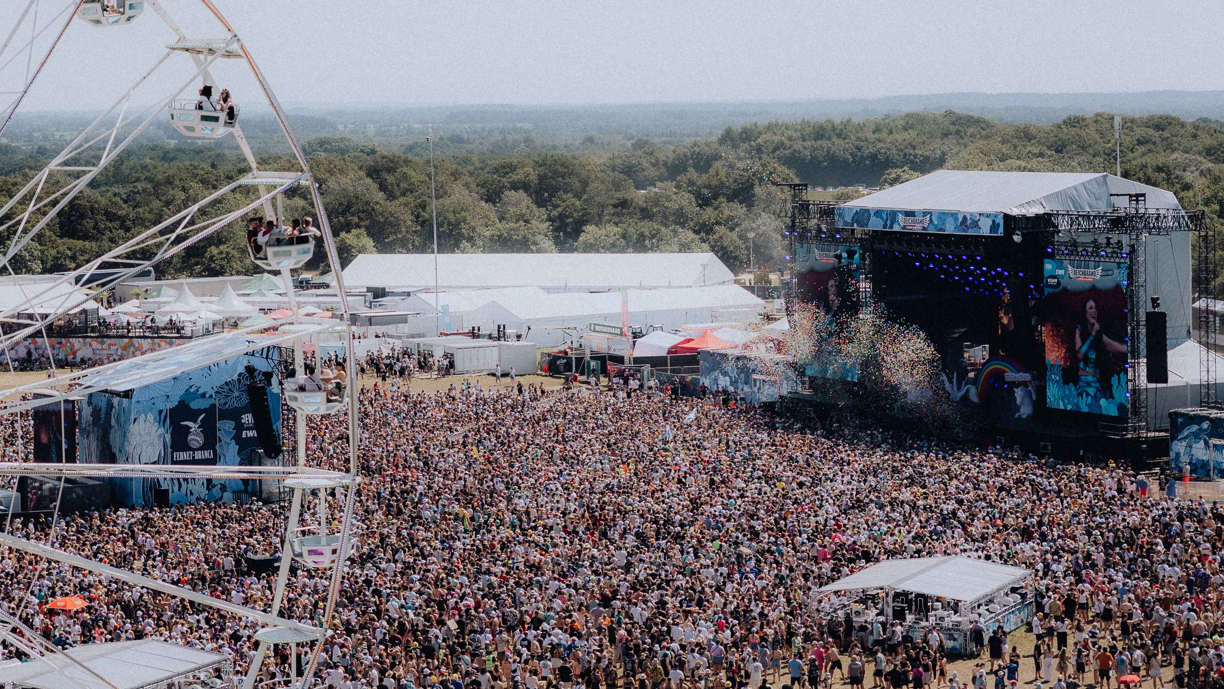 Ging vor täglich 60.000 Menschen über die Bühne: das Deichbrand Festival.