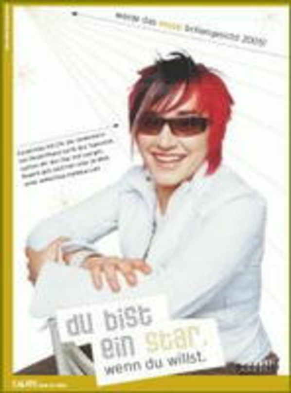 Bewirbt NiGuRa-Brillen: Elli