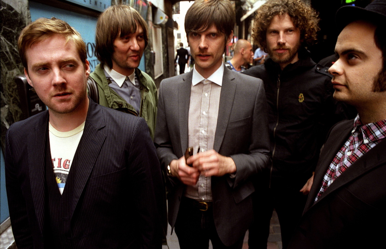 a70f7478f19fa71e5f536f51169e84cbc357222c5e18f931c771f759a099dba8 Spielten für T-Mobile: die Kaiser Chiefs