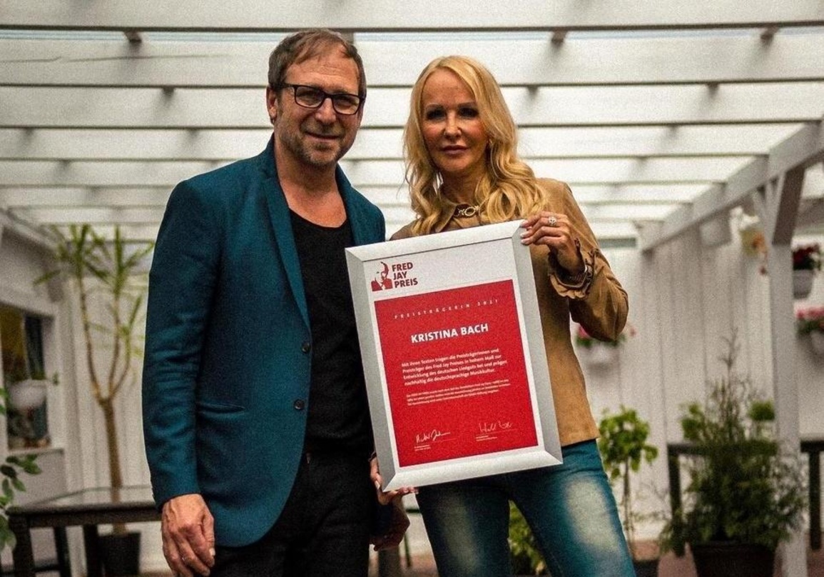 Nahm den Fred Jay Preis 2021 im August aus den Händen von Frank Ramond entgegen: Kristina Bach