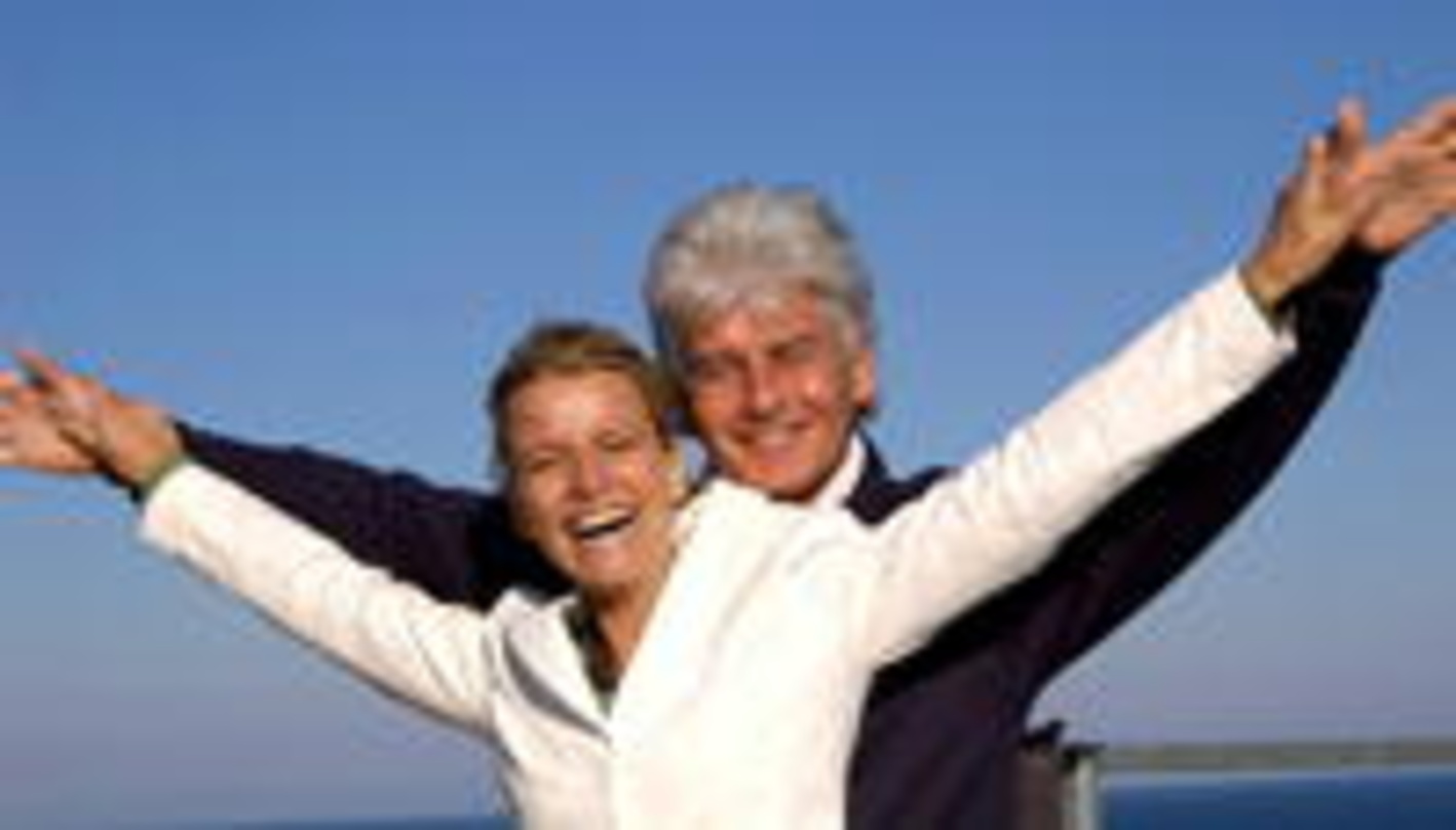 Verfielen auf der Kreuzfahrt in die "Titanic"-Pose: Frederic Meisner und Sonja Weissensteiner