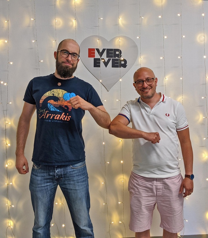 Vereinen ihre Kräfte (von links): Gregor Theado (Managing Director AMM Arts Music Media UG) und Carmelo Lo Porto (Managing Director Ever Ever Music)