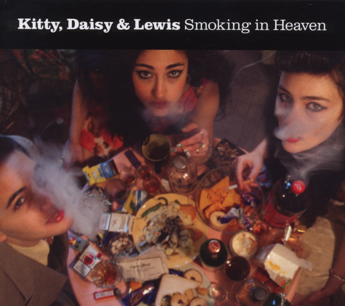 Kitty, Daisy & Lewis – Smoking In Heaven