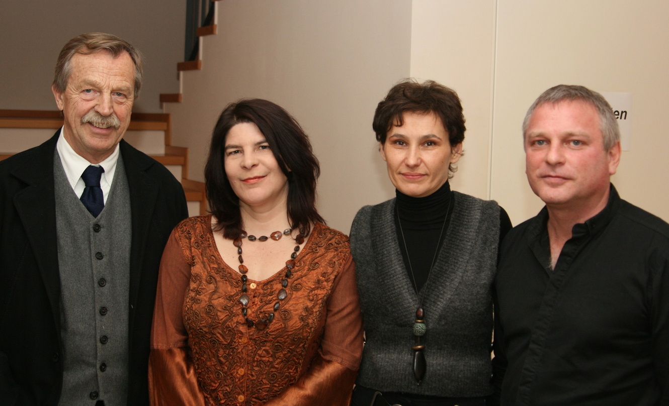 Freuten sich über den gelungenen Abend (v.l.n.r.): Sigfried Loch, Petra Deka, Asja Valcic und Klaus Paier