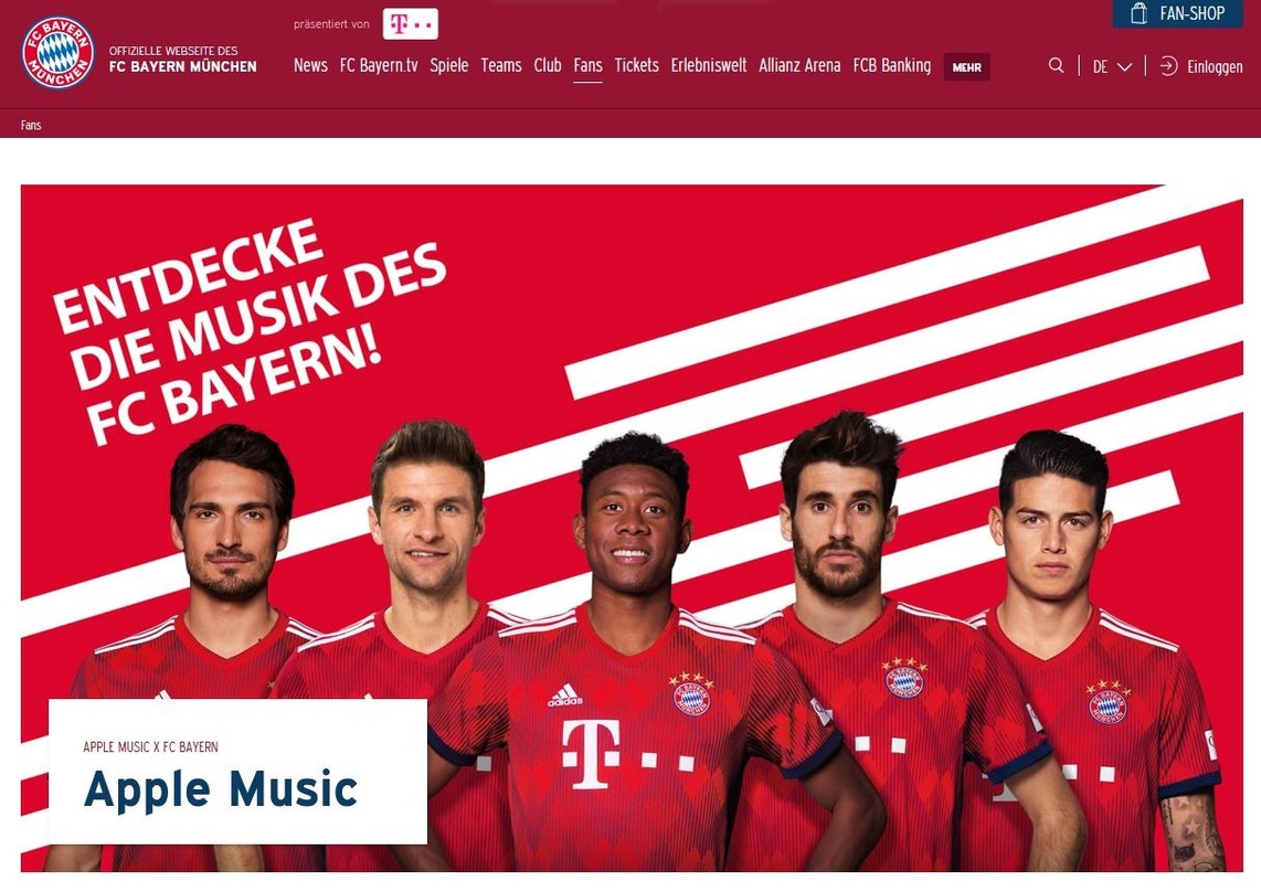 Werben auf den Onlineseiten des FC Bayern München für die Partnerschaft mit Apple Music (von links): die Fußballprofis Mats Hummels, Thomas Müller, David Alaba, Javi Martinez und James Rod...