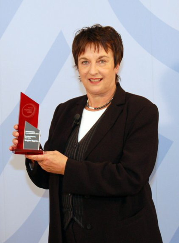 Geehrt: Brigitte Zypries mit dem eco Internet Award