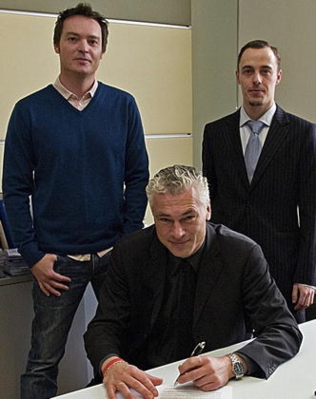 Vereinbarten Zusammenarbeit: Polster und sein Universal-Team