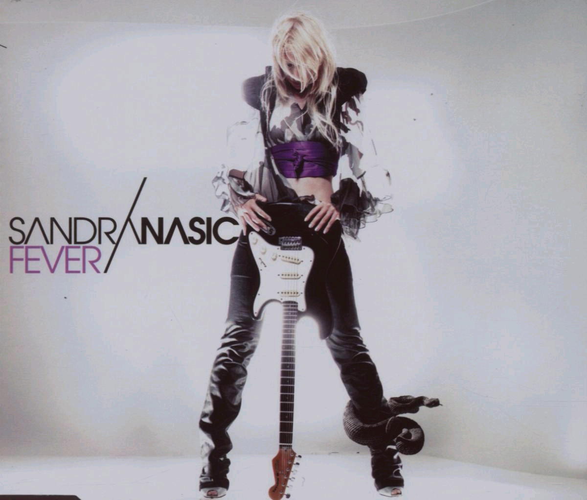 Sandra Nasic – Fever