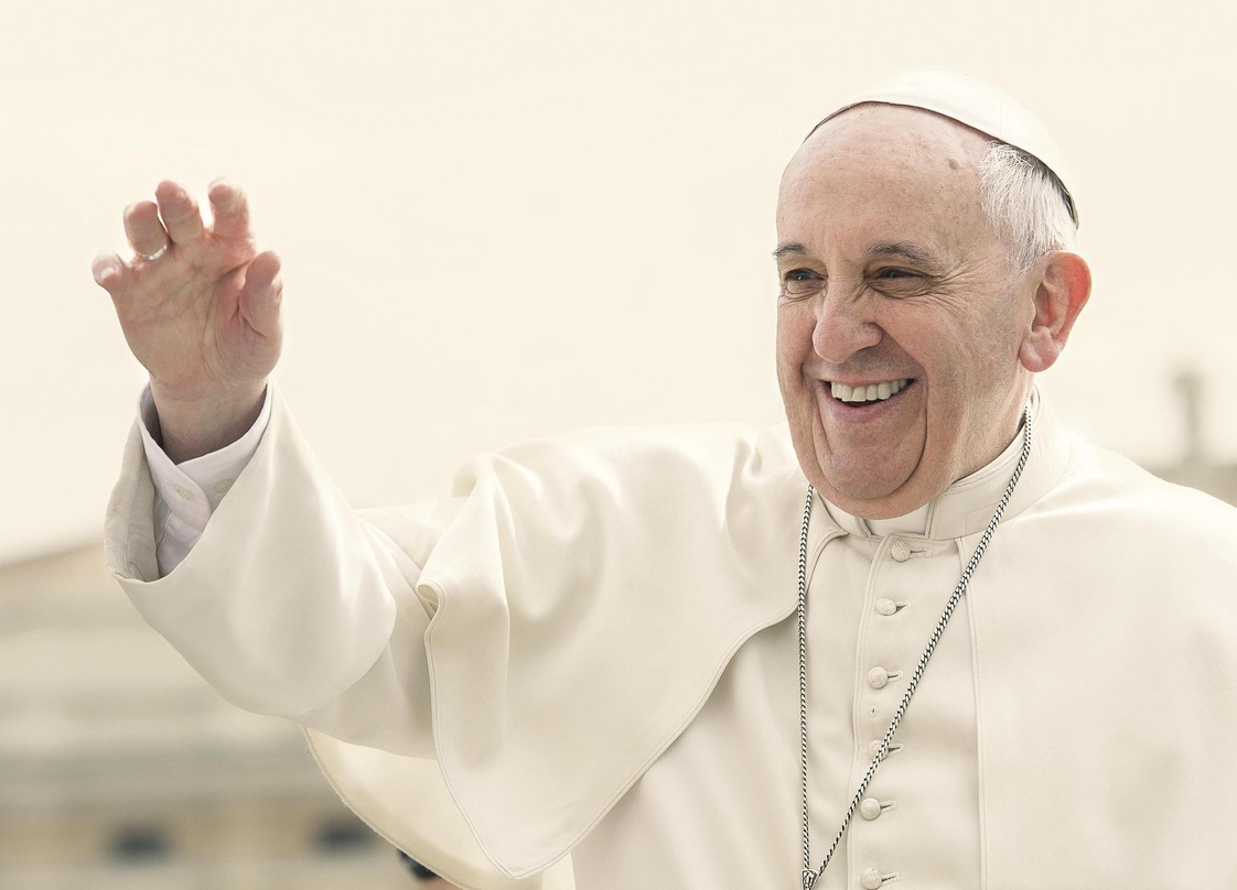 Gibt sich beim Streaming nicht enthaltsam: Papst Franziskus ist mit seinem "Wake Up" schon vor VÖ bei Deezer zu hören