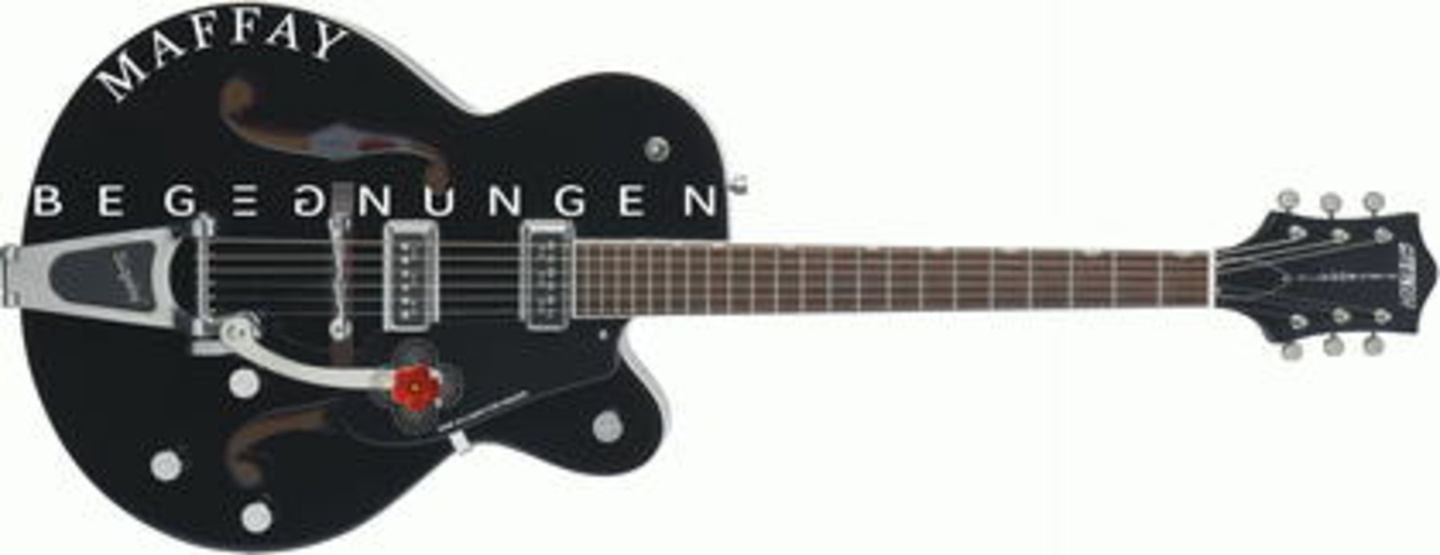 Bald zu haben: die Gitarre von Peter Maffay