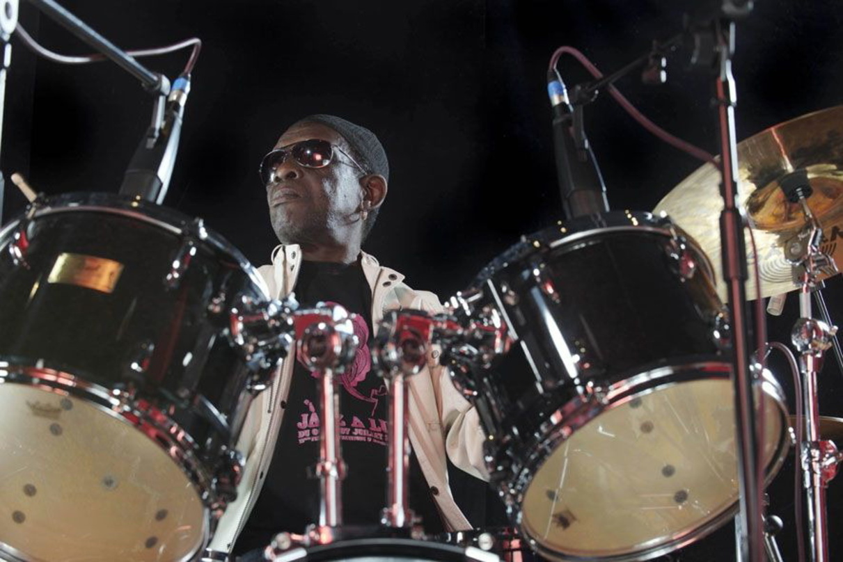 Tritt beim Münchner Jazz Sommer auf: der Schlagzeuger Tony Allen