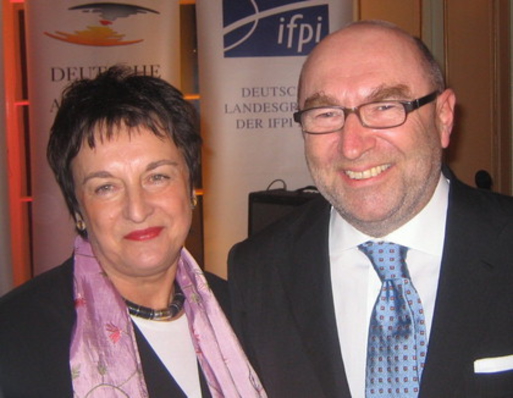 Schulterschluss: Brigitte Zypries und Michael Haentjes