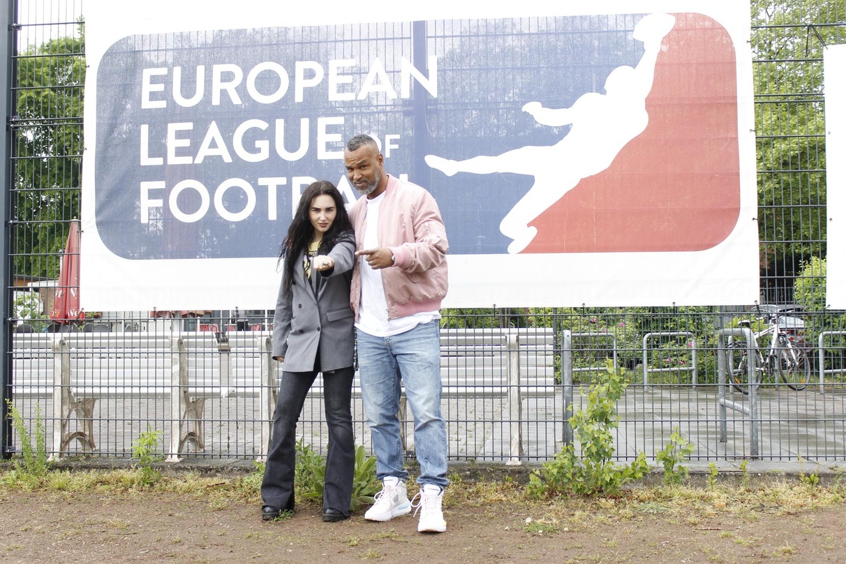 Machen sich für American Football stark: Snow White In The Dark (links) und Patrick "Coach" Esume