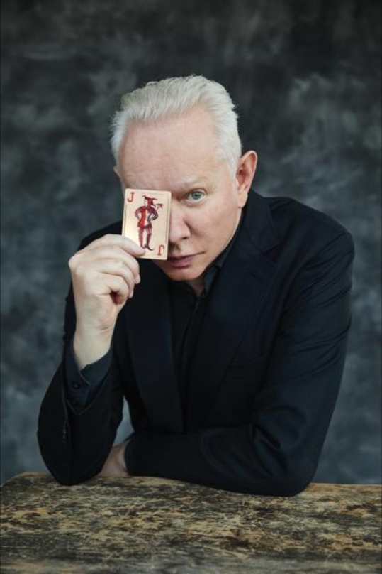 Spielt im März und April fünf Shows in Deutschland: Joe Jackson