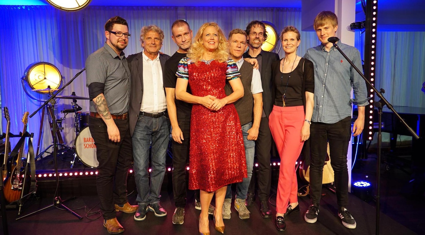 Bei der Albumpräsentation in Berlin (von links): Kaan Karaismail (Senior Manager Musik Pool Position Management), Alexander Elbertzhagen (Vorstand Kick-Media AG), Ulf Leo Sommer, Barbara S...