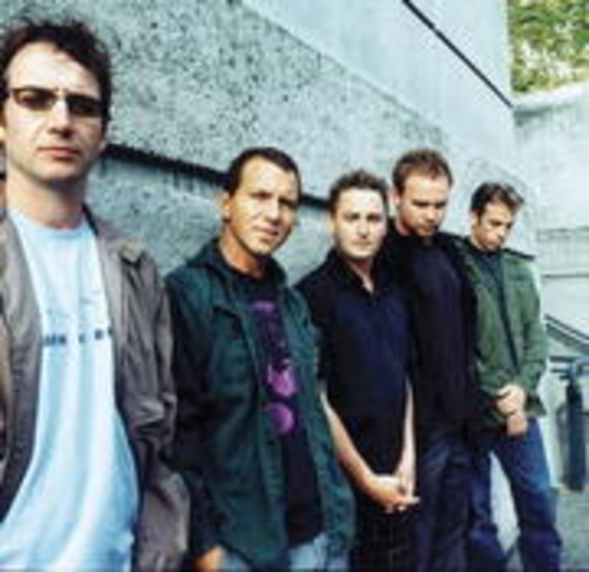 Suchen neues Label: Pearl Jam