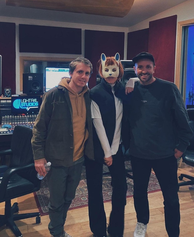 Trafen sich im Studio in San Francisco: Christian Vorländer (2WEI), Edda Hayes und Simon Heeger (2WEI)