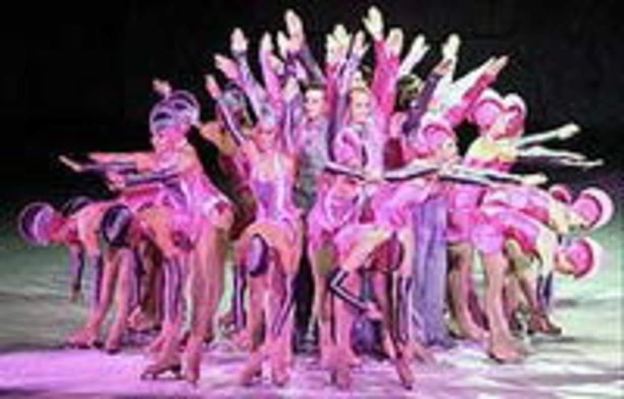 Begeisterte 42.000 in Hannover: "Holiday on Ice"-Show "Romanza"
