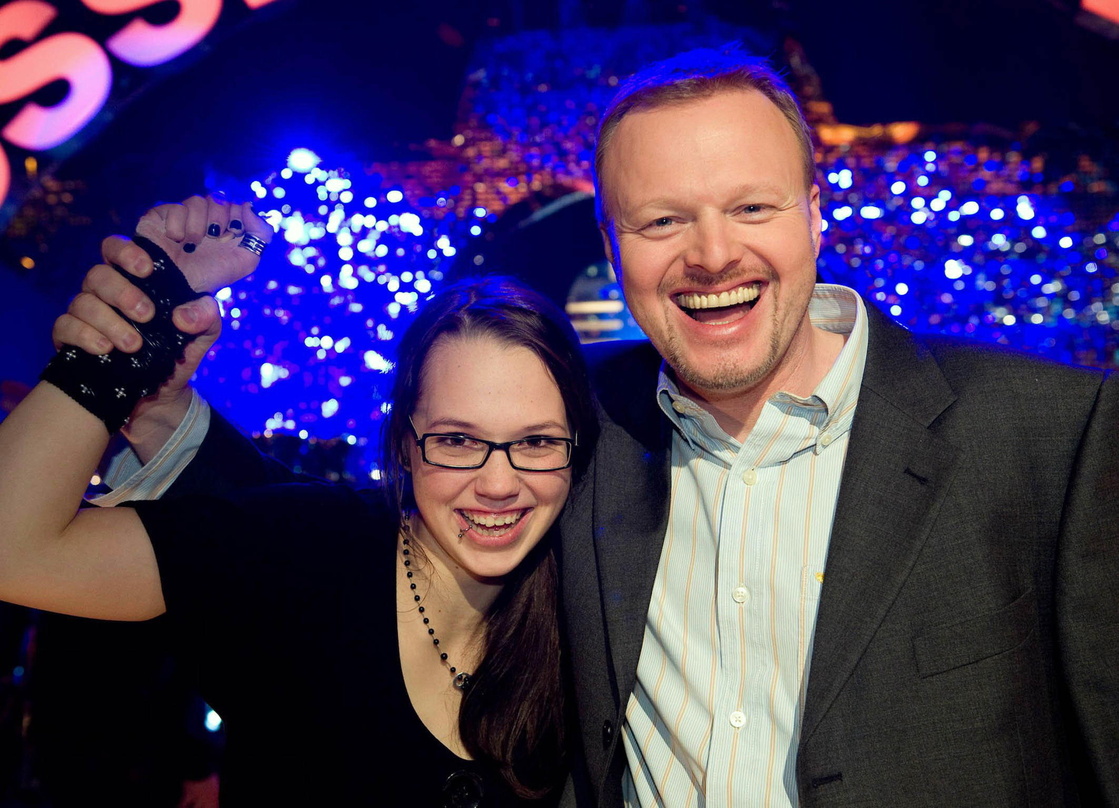 Stefan Raab feiert lieber mit Stefanie Heinzmann ...