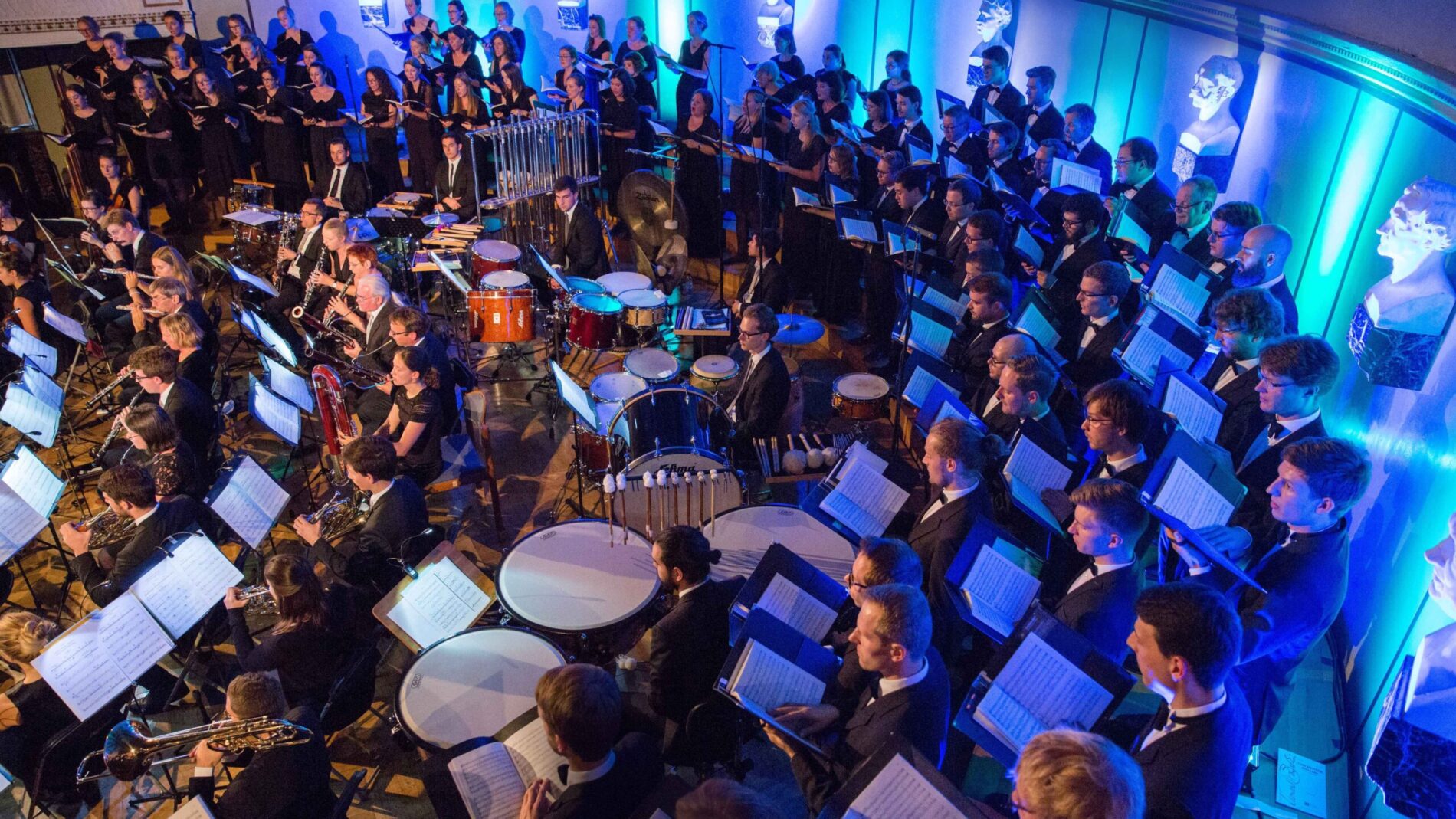 In der visuell opulenten Großen Aula der LMU will MünchenKlang die Game-Musik zum Tragen bringen.