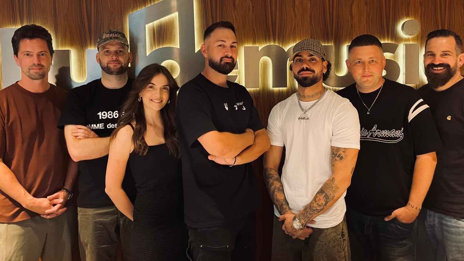 Machen gemeinsame Sache (von links): Maximilian Paproth (Managing Director, Germany & Global President A&R Budde Music Publishing), Ibrahim Abou el Naga (Management Monet192, NoHook), Mari...
