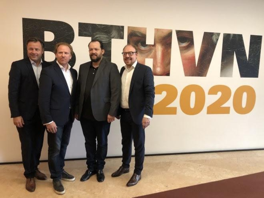 Beethooven-Fans in Bonn (von links): Malte Boecker (Beethoven-Haus Bonn und künstlerischer Direktor BTHVN2020), Daniel Hope (künftiger Präsident Beethoven-Haus Bonn), Andris Nelsons (Dirig...