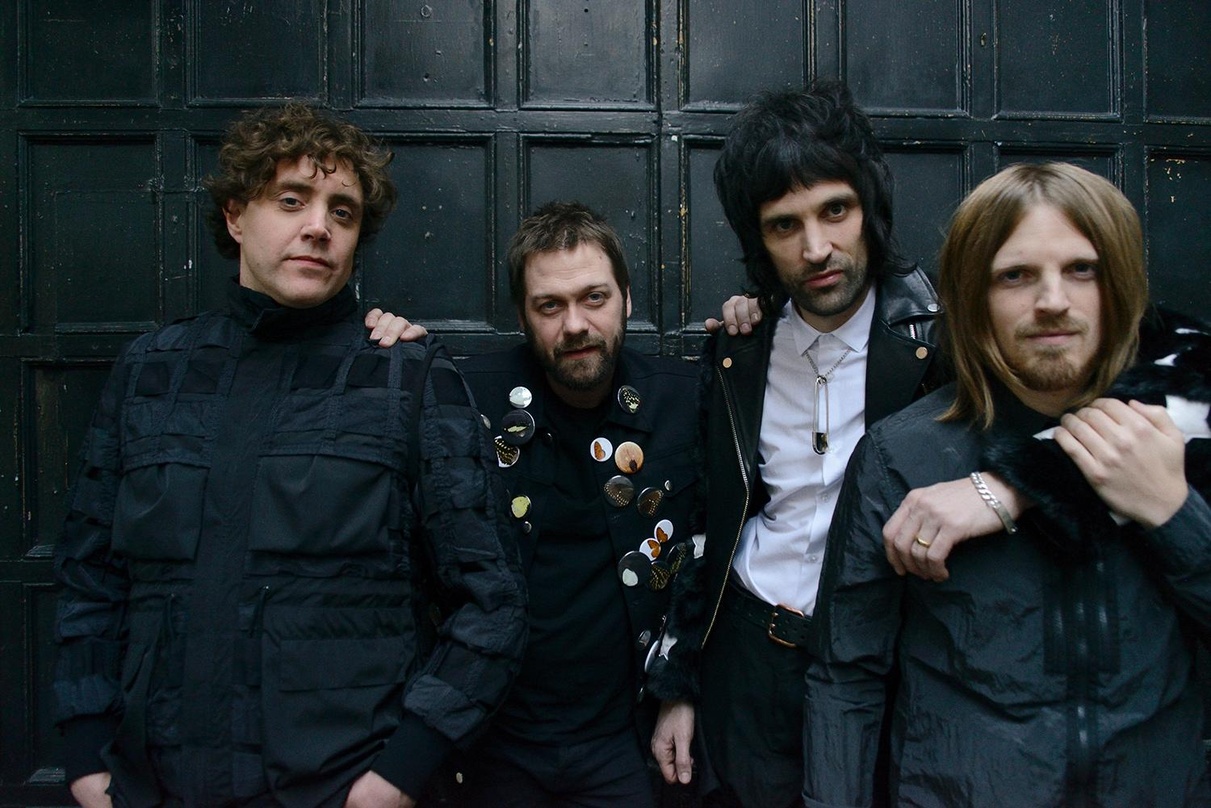 Seriensieger in den UK-Longplaycharts: Kasabian