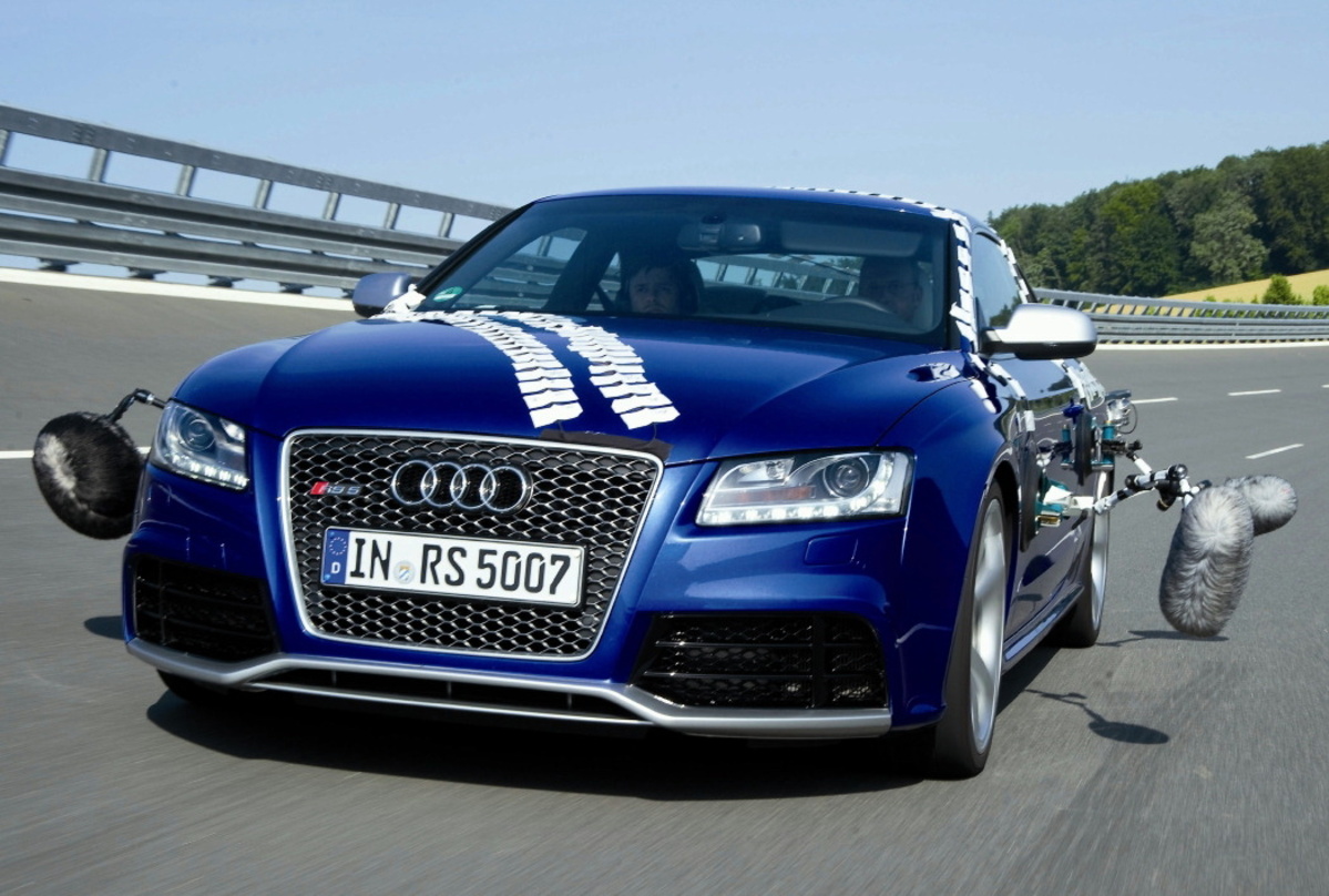 Erklärt in Hamburg, wie Autos klingen müssen: Audi