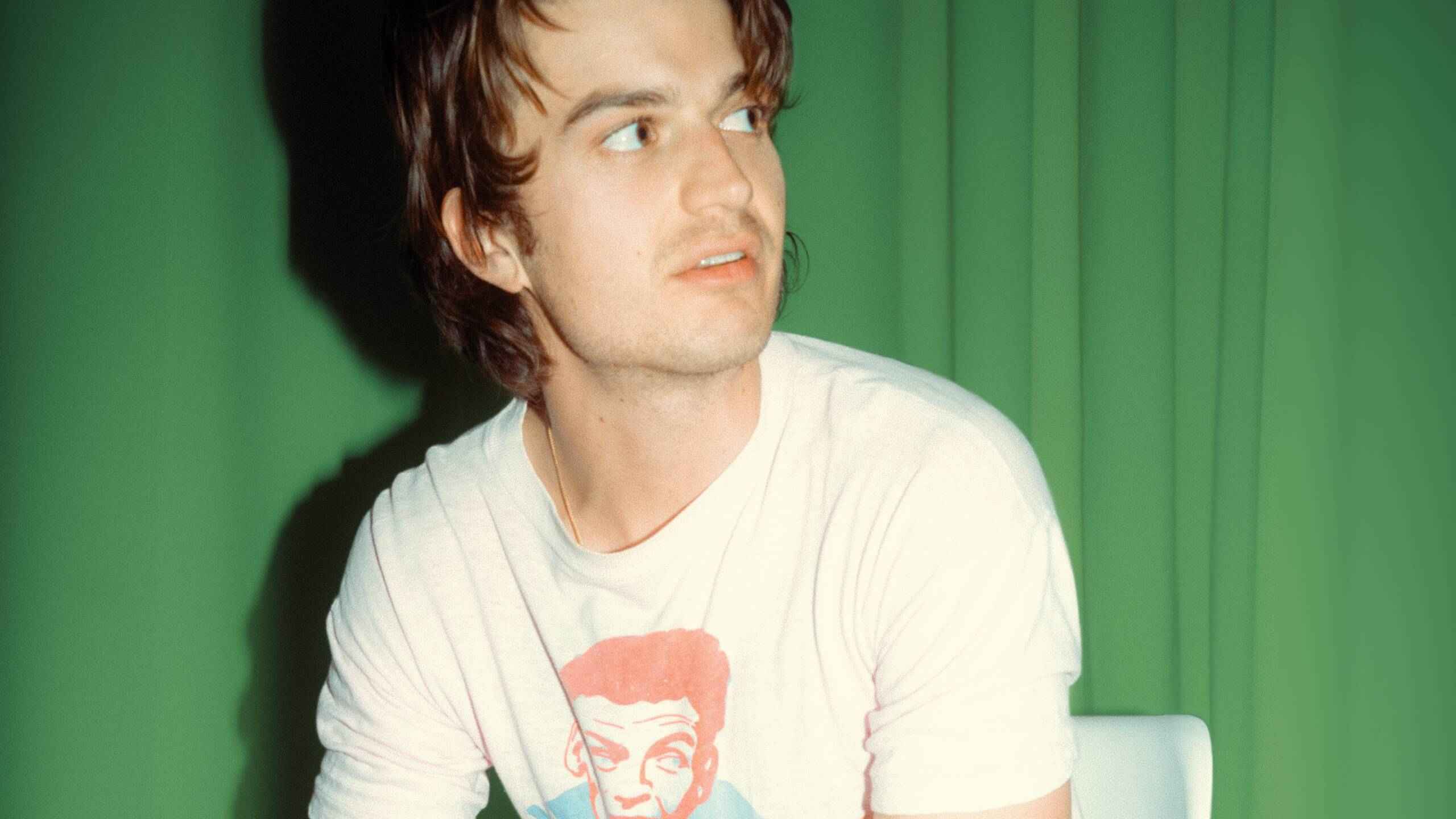 Entert dank "Stranger Things" die deutschen Vertriebsrankings: Schauspieler Joe Keery mit seinem Label Djo.