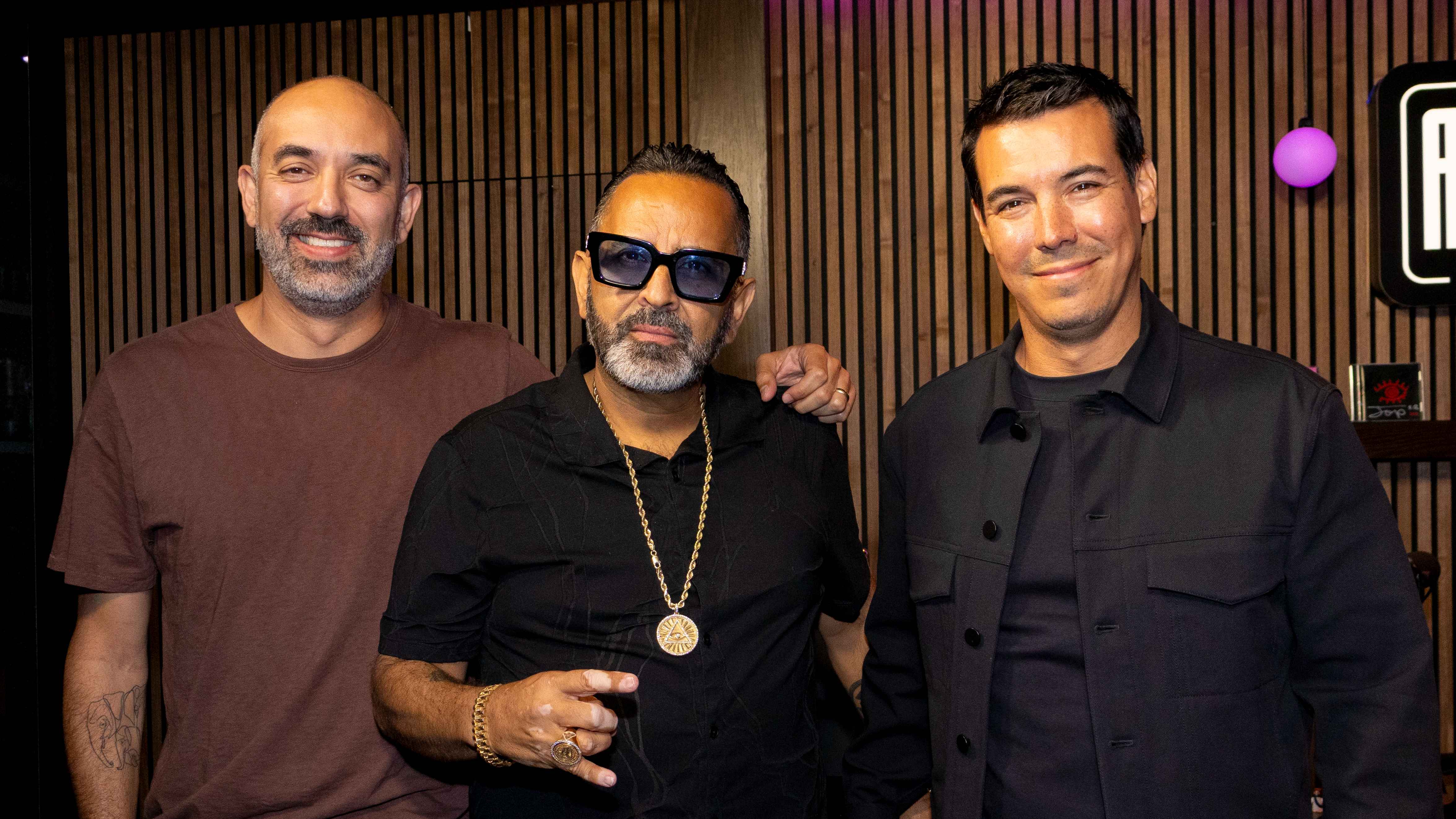 baf549a4 3368 438c bf64 def0497d5287 Machen gemeinsame Sache (von links): Ruben Abraham (General Manager Música Mexicana Warner Music Group), Tony Larios (Gründer TuStreams) und Alejandro Duque (President Warner Music Latin A...
