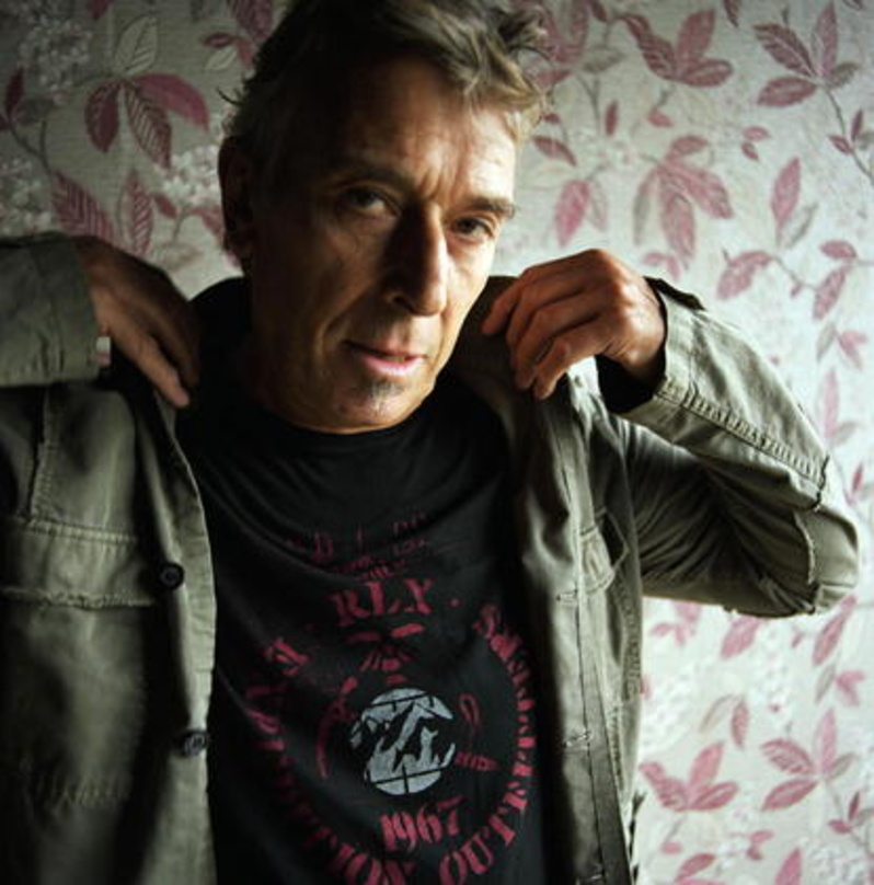 Tourt im klassischen Band-Format: John Cale