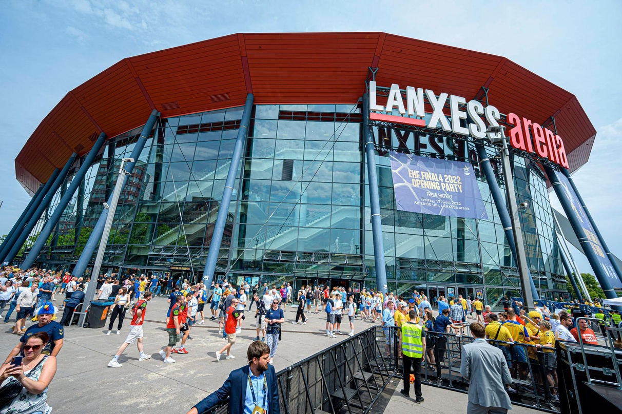 Setzt auf ein neues Bechersystem: die Lanxess Arena in Köln