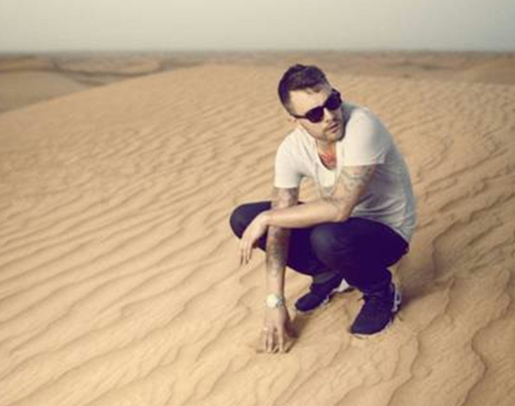 Unterzeichnete bei Four Music: Yasha