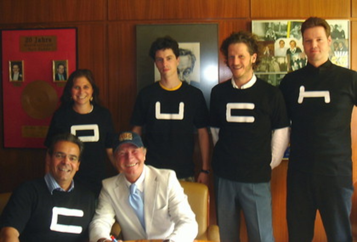 Das Team von Couch Music und dem Budde Musikverlag mit Louie Austen