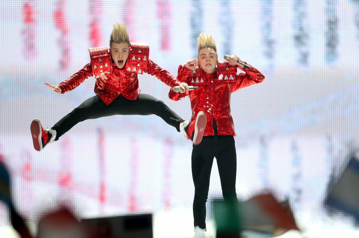 Auf dem Sprung ins Finale des Eurovison Song Contest: Die irischen Jedward-Zwillinge