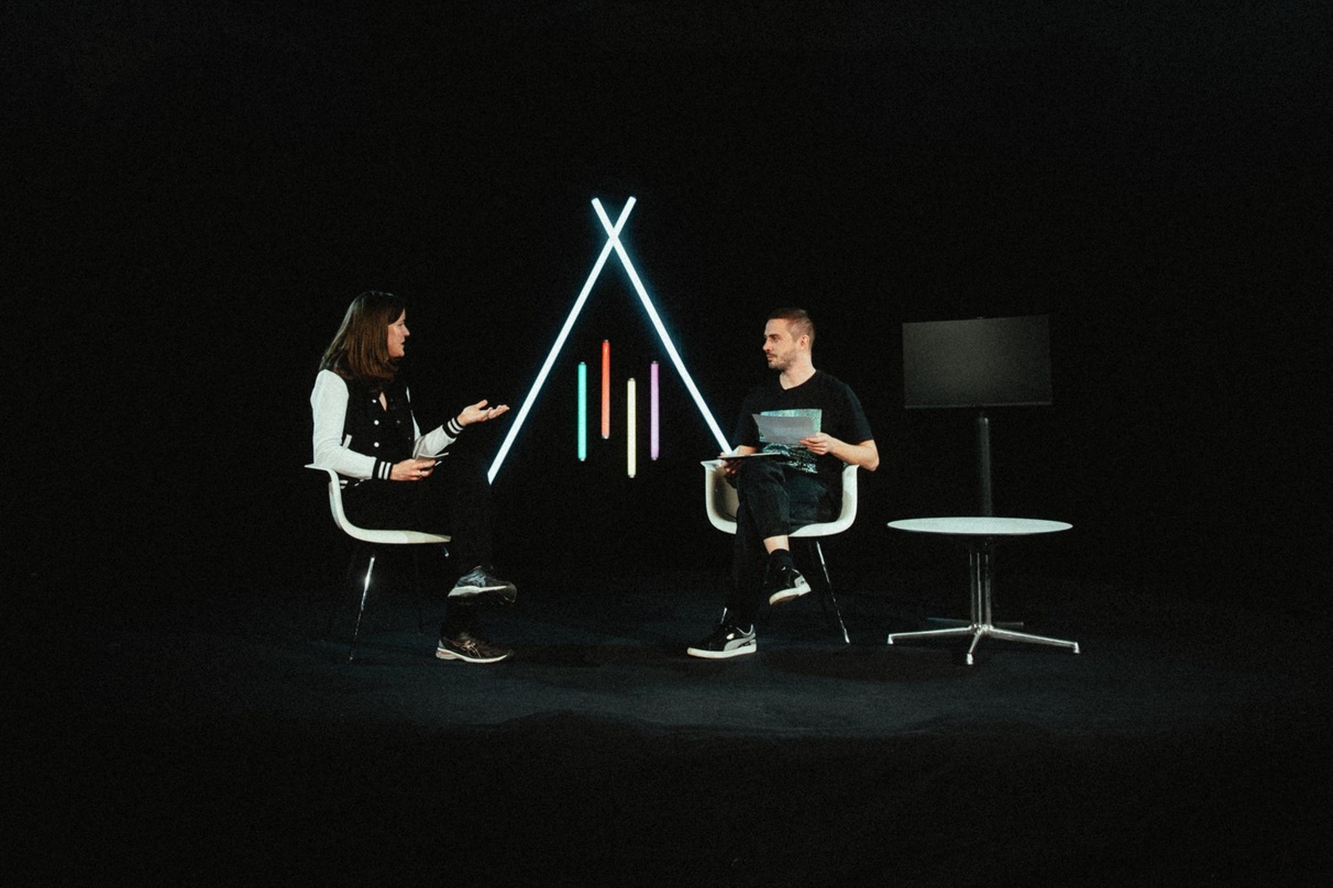 Im Gespräch beim Future Music Camp 2021: Simone Schiborr von Deezer (links) mit David Stammer