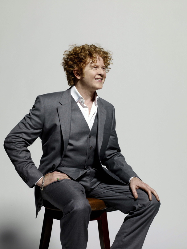 Spielt die letzten Deutschlandkonzerte unter freiem Himmel: Mick Hucknall von Simply Red