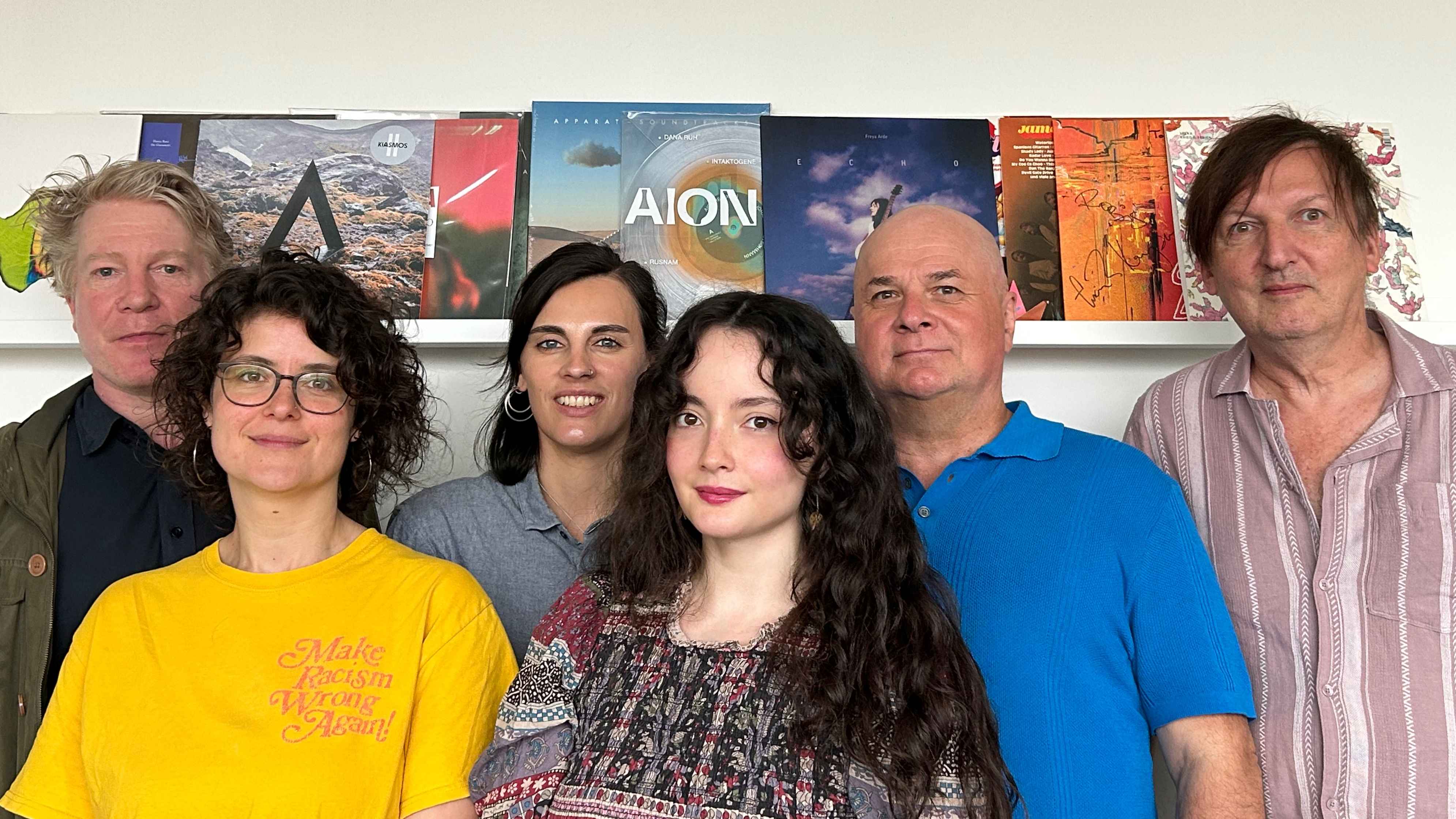 Machen nun gemeinsame Sache (von links): Daniel Meteo, Eva Pyko (beide Random Musick Publishing), Dominique Banditt (Bosworth Music / Random Musick Publishing), Gloria de Oliveira, Michael...