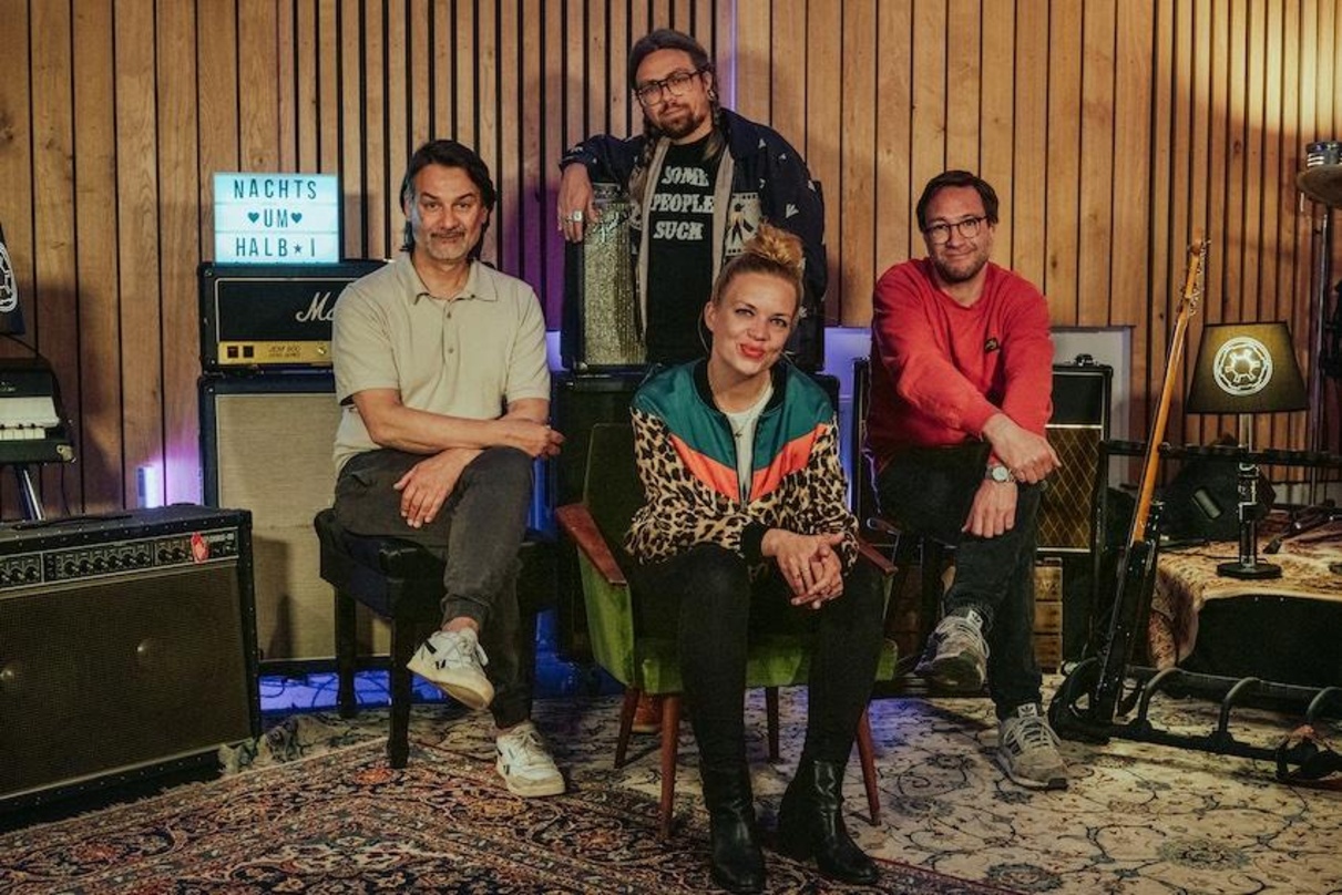 Starten einen Musik-Podcast (von links): Eduardo García, Philipp Feit (German Wahnsinn), Nora Gantenbrink (Moderation), Michael Borwitzky (Consulting und Artist-Acquisition)