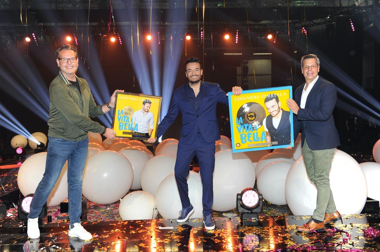 Happy über Platin und Gold (von links) Christian Geller, Giovanni Zarrella und Ken Otremba