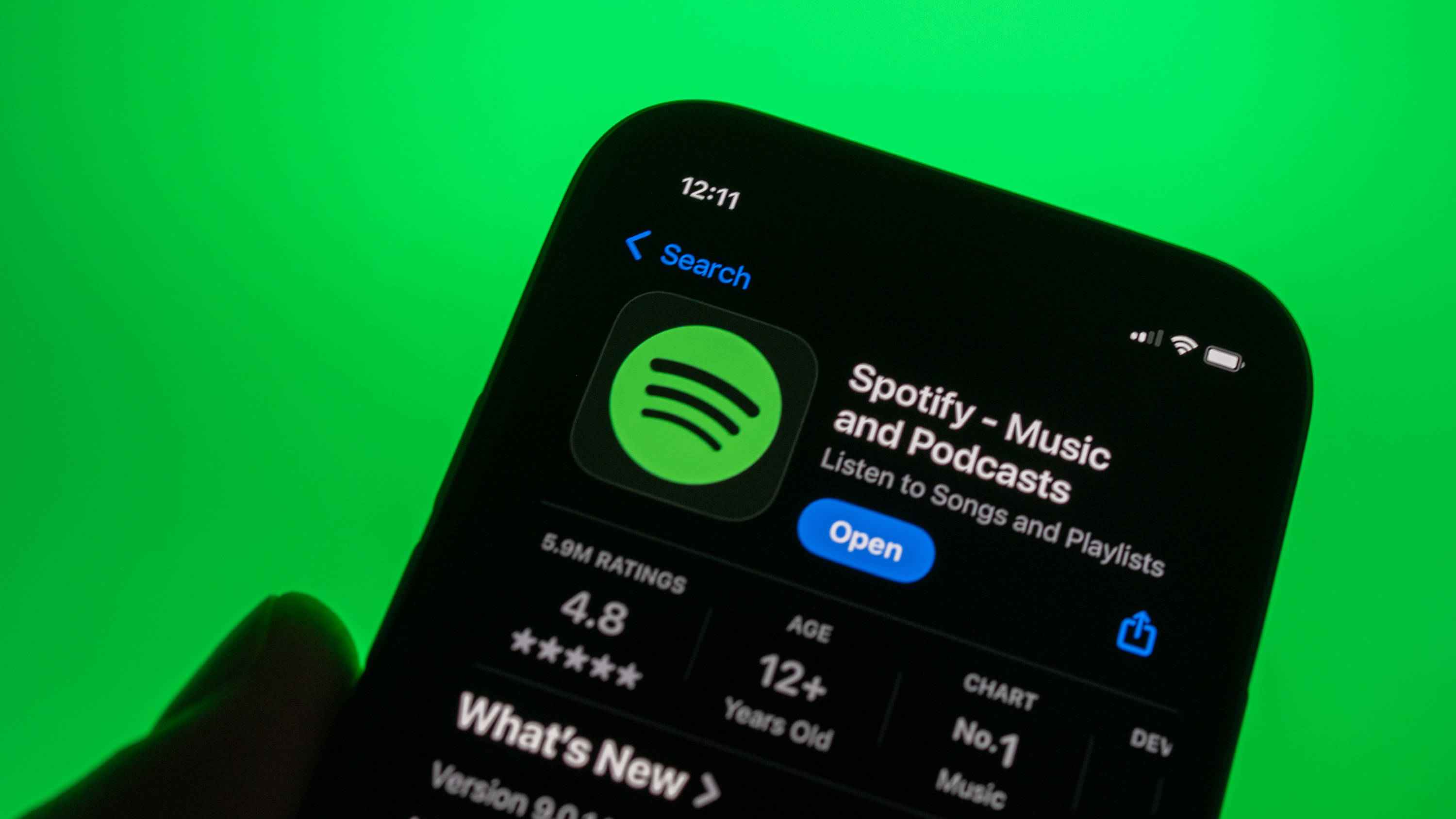 Hat sich mit Podcasts neben dem Musikangebot schon lange ein zweites Standbein aufgebaut: Spotify.