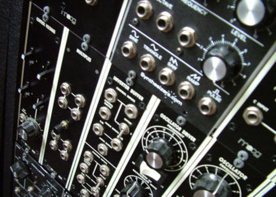 Im Fokus des Podiumsgesprächs: der Synthesizer